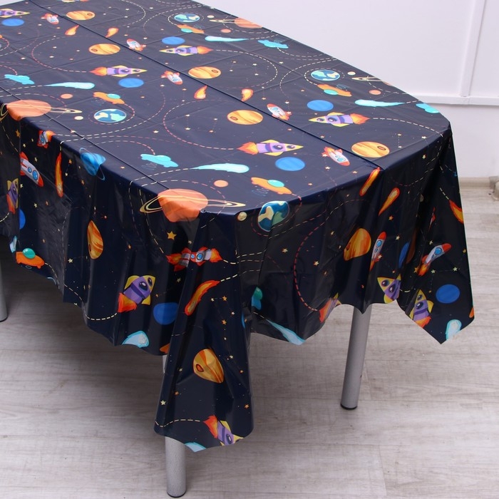 Скатерть &laquo;Космос&raquo;, 137 &times; 274