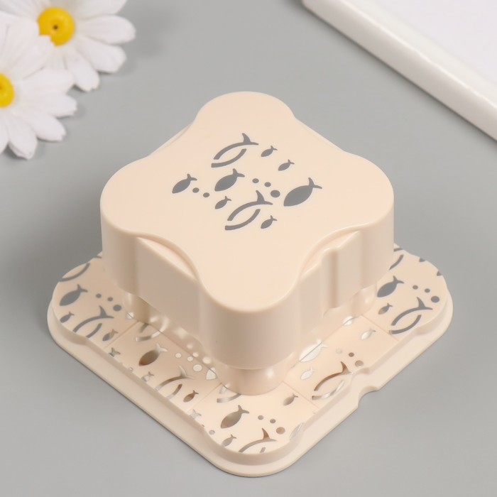 Дырокол фигурный рисунок 3,8х3,8 см "Рыбки" 6.1х6,1х4,1 см