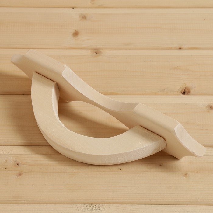 Дверная ручка из липы, 32х9х2,6 см Дверная ручка из липы, 32х9х2,6 см