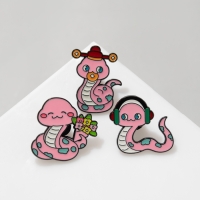 Набор значков (3 шт.) &laquo;Змейки&raquo;, цвет розовый в чёрном металле