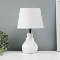 Лампа настольная "Каламбур" 1х40Вт Е14 белый 20х20х32см