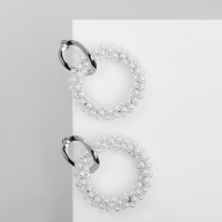 Серьги с жемчугом &laquo;Круги&raquo; на кольце, цвет белый в серебре