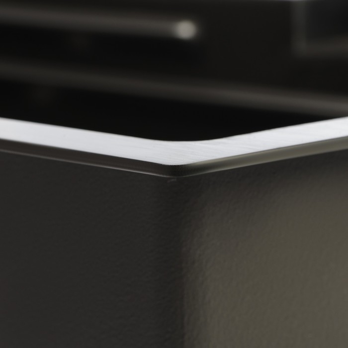 Кухонная мойка ZEIN M02, S=3.0 и 0.7мм, смеситель, корзины, разделочная доска, сифон, графит Кухонная мойка ZEIN M02, S=3.0 и 0.7мм, смеситель, корзины, разделочная доска, сифон, графит