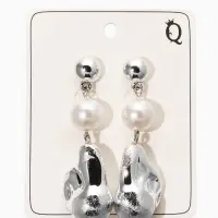 Серьги жемчуг "Борокко". цвет белый в серебре