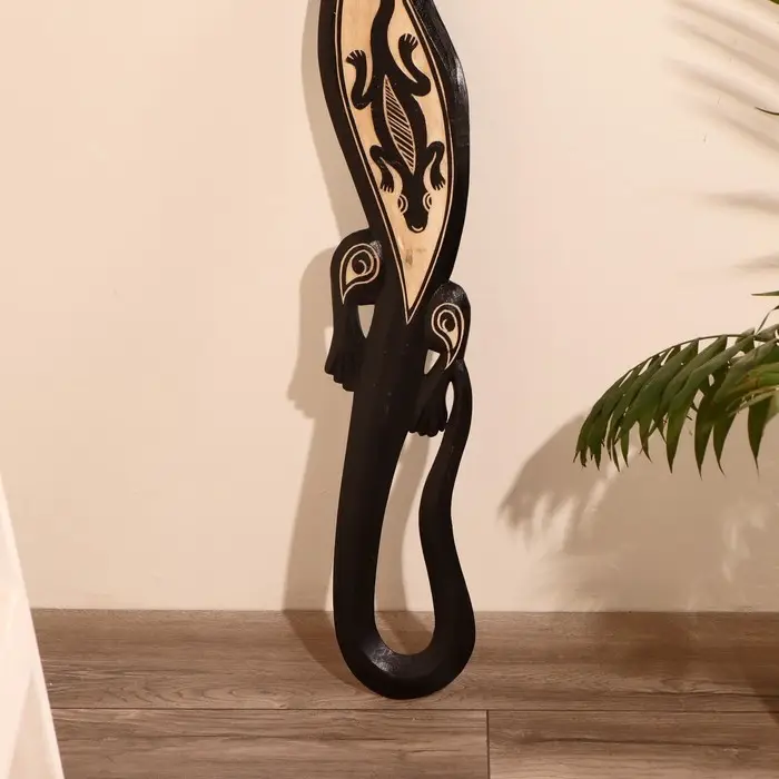 Панно настенное дерево "Геккон на гекконе" 1,5х15х100 см