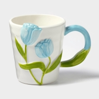 Кружка &laquo;Тюльпан&raquo;, 350 мл, голубой цветок, керамика, белая
