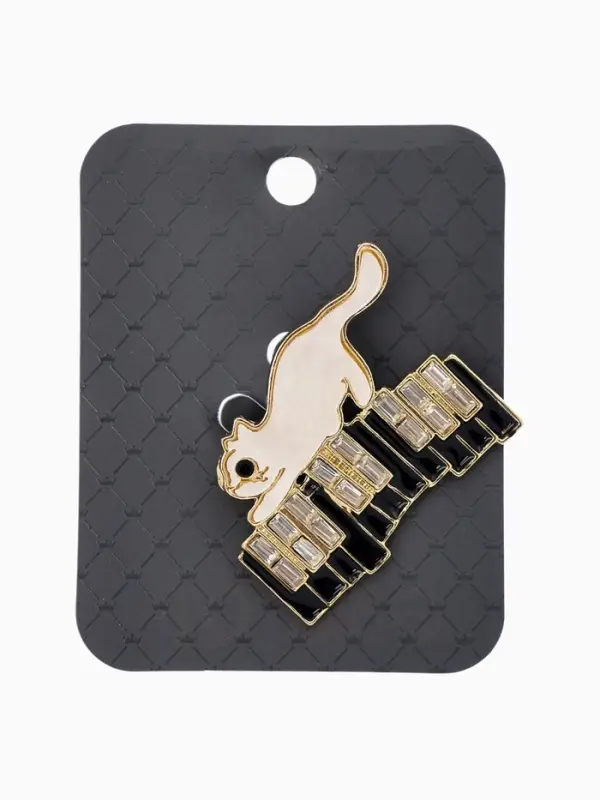 Брошь перламутровый "Котёнок" с пианино, цвет чёрно-белый в золоте