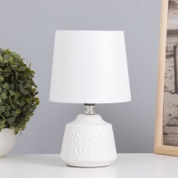 Лампа настольная "Даниэль" 1х40Вт Е14 белый 14,5х14,5х24см