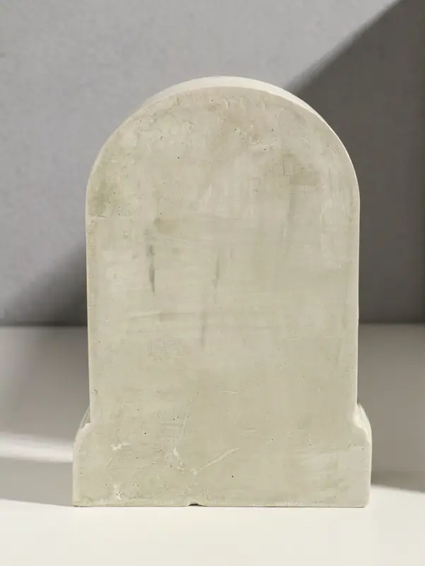 Икона с подставкой под свечу "Божья Матерь" гипс , роспись, 18х13х7 см