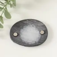 Магнит "Погонщик оленей на фоне северного сияния (барельеф)" 6 см