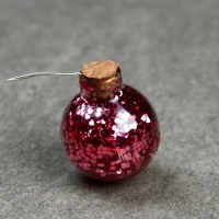 Гирлянда &laquo;Нить&raquo; 1.6 м с насадками &laquo;Шарики с розовым конфетти&raquo;, IP20, серебристая нить, 15 LED, батарейки ААх2 (нет в комплекте), свечение тёплое белое