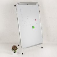 Флипчарт-магнитно-маркерная доска, регулируется по высоте, размер доски &mdash; 70 &times; 100 см