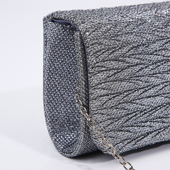 Сумка-клатч на магните, длинная цепь, цвет светло-серый