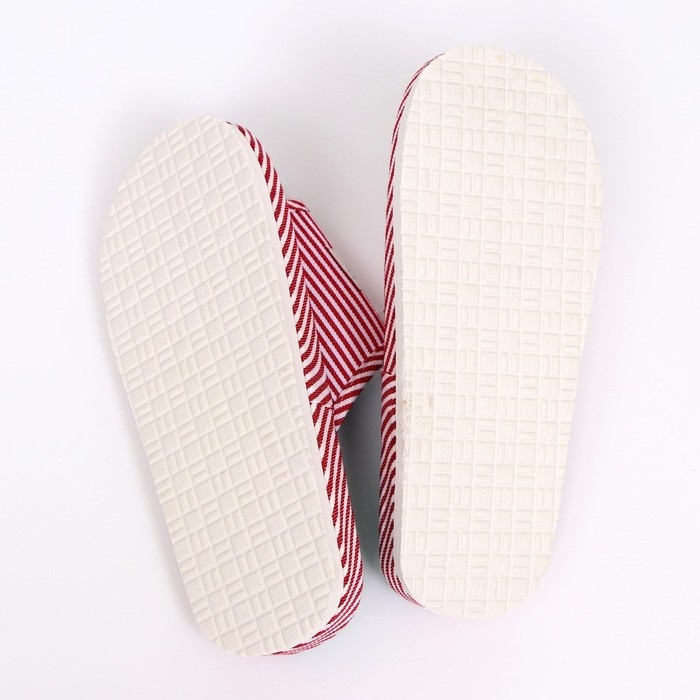 Массажер Tour Ma Line для ступней ног, тапочки, 35-38 размер. 1 пара Массажер Tour Ma Line для ступней ног, тапочки, 35-38 размер. 1 пара