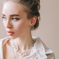 Серьги-кольца &laquo;Цепи&raquo; вытянутые, цвет серебро