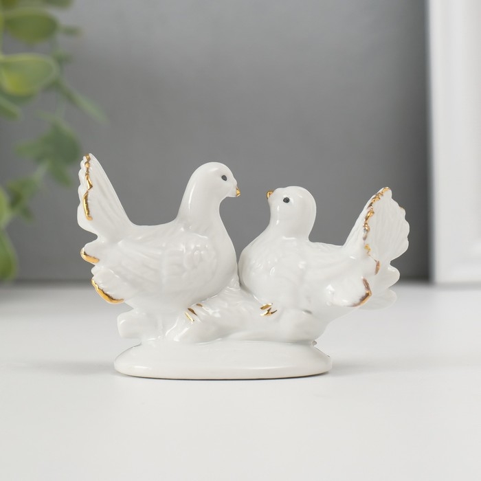 Сувенир керамика Сувенир керамика "Голубки с розой" белый, страза 5,8х8,7х4,2 см