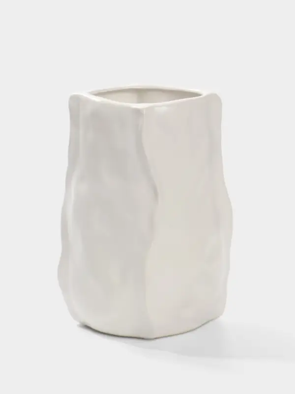 Ваза настольная керамика "Габино" 18,5х12 см, белый