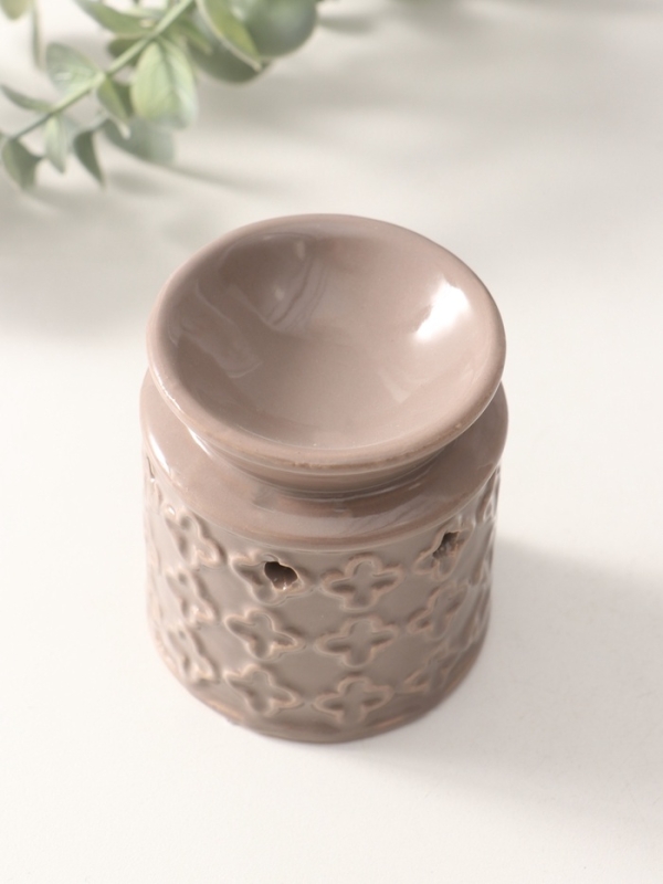 Аромалампа керамика "Крестики" серая 7х7х7,7 см