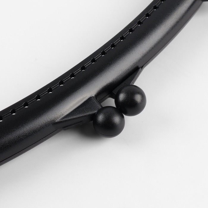 Фермуар пришивной, 21 × 10 см, цвет чёрный/антик Фермуар пришивной, 21 × 10 см, цвет чёрный/антик