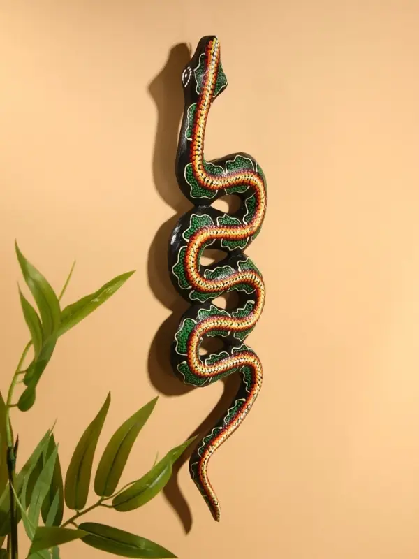 Сувенир интерьерный "Змея" дерево 50х13 см, цв. зелёный