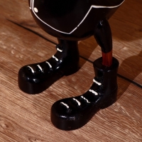 Сувенир "Утка в костюме" дерево 45 см