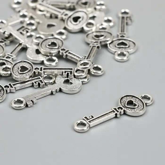 Фурнитура для бижутерии и украшений, коннектор металл 2 ушка &laquo;Ключик с сердечком&raquo;, 3.5&times;1.2 см