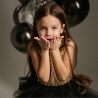 Платье нарядное для девочки с пайетками KAFTAN, размер 30 (98-104), цвет чёрный Платье нарядное для девочки с пайетками KAFTAN, размер 30 (98-104), цвет чёрный