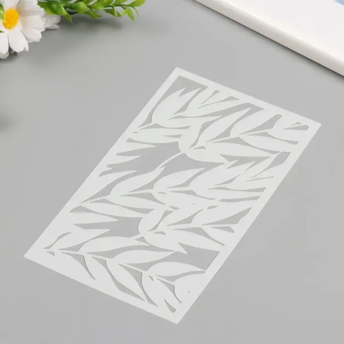 Трафарет фоновый пластик "Лиственница" 12х20 см