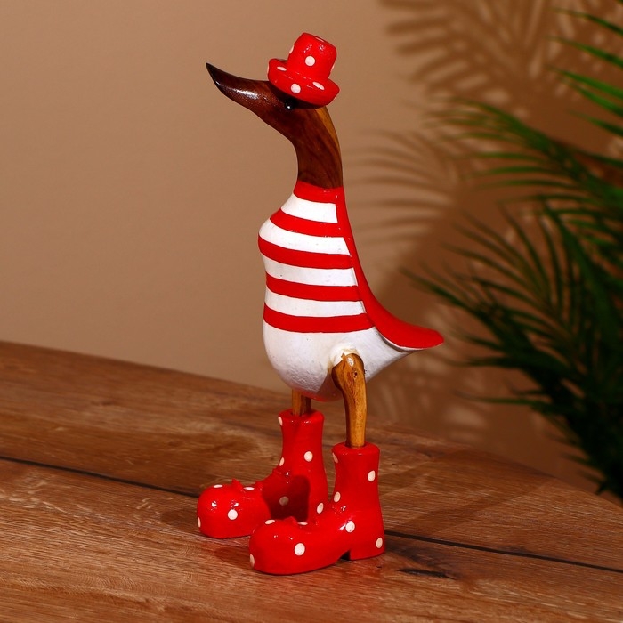 Сувенир "Утка в красном" дерево 27 см