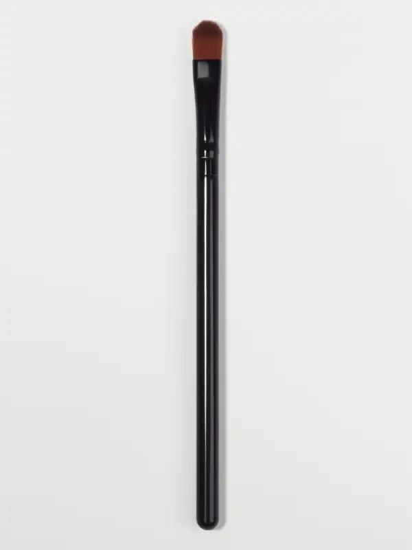 Кисть для макияжа, 13,5 (&plusmn; 1) см, цвет чёрный