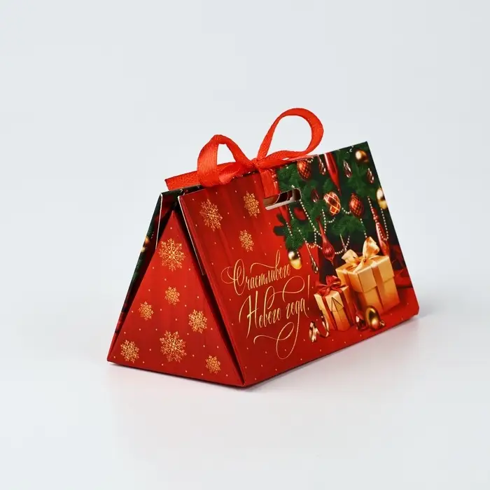 Бонбоньерка новогодняя &laquo;Новогодняя классика &raquo;, 10 х 5.5 х 5.5 см