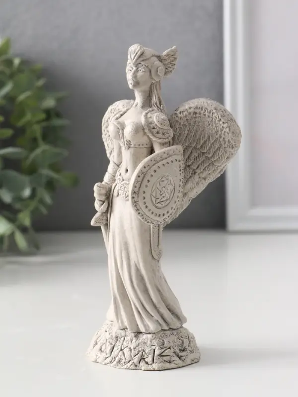 Фигура Бог сканди &laquo;Валькирия&raquo; 14&times;7.5&times;6 см, серая