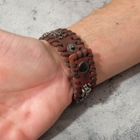 Браслет кожа &laquo;Череп&raquo; с костями, цвет коричневый с серебром, 20 см