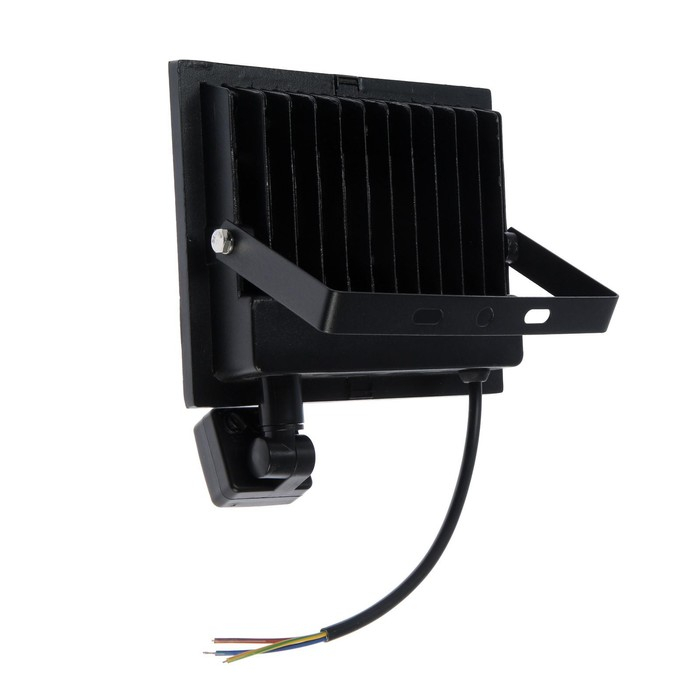 Прожектор светодиодный, 70 Вт,Датчик движения,IP65, 5600 Лм, 6500К, 180-240В Прожектор светодиодный, 70 Вт,Датчик движения,IP65, 5600 Лм, 6500К, 180-240В