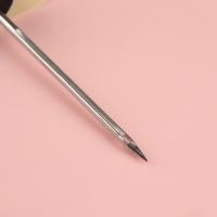 Шило швейное, с отверстием на конце, 15,5 × 2 см Шило швейное, с отверстием на конце, 15,5 × 2 см