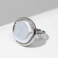 Кольцо &laquo;Перламутр&raquo; круг, цвет белый в серебре, безразмерное