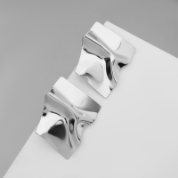 Серьги металл &laquo;Атмосфера&raquo; ромб мятый, цвет серебро