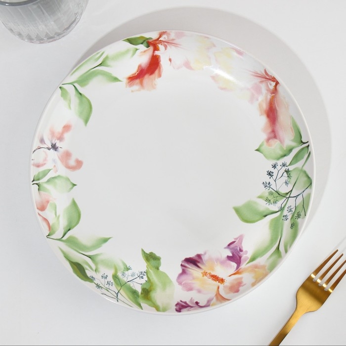 Тарелка керамическая &laquo;Акварель&raquo;, 22.5 см, цвет белый