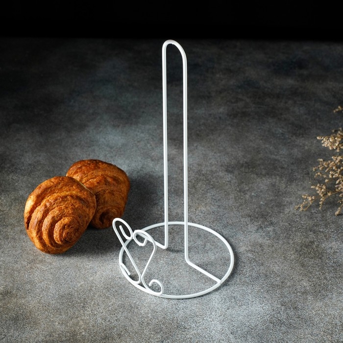 Держатель для бумажных полотенец Доляна &laquo;Сердце&raquo;, 13,5&times;13,5&times;28 см, цвет белый