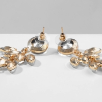 Серьги висячие со стразами &laquo;Гроздь&raquo; лиственная, цвет белый в золоте, 9,5 см