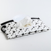 Контейнер для салфеток с петелькой «Звезды на белом», цвет МИКС Контейнер для салфеток с петелькой «Звезды на белом», цвет МИКС