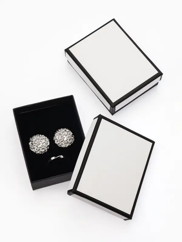 Коробочка подарочная под набор "Стиль", 7*9 см, цвет чёрно-белый