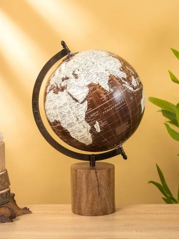 Глобус сувенирный, 23&times;20&times;34.5 см, подставка дерево