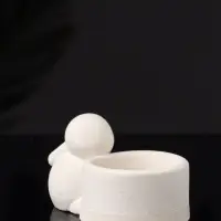 Подсвечник "Заяц с чашей" 8х6х4 см, натуральный, гипс