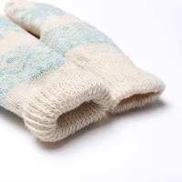 Новый год. Варежки женские шерстяные «Снежинка», цвет белый, размер 20-22 Новый год. Варежки женские шерстяные «Снежинка», цвет белый, размер 20-22