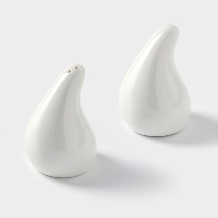 Набор фарфоровый для специй на бамбуковой подставке BellaTenero &laquo;Капельки&raquo;, 3 предмета: солонка 60 мл, перечница 60 мл, сахарница с ложкой 330 мл, цвет белый