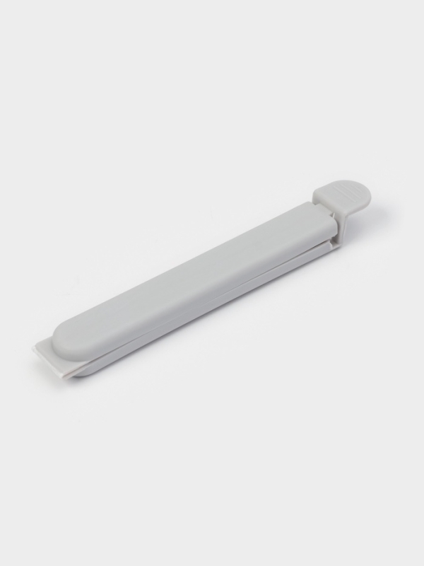 Набор зажимов для пакетов 4 шт, 11х6х1 см, цвет белый/серый