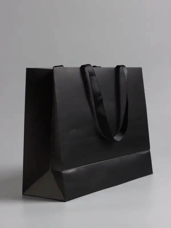 Пакет подарочный "Черный", 32 х 25 х 11 см
