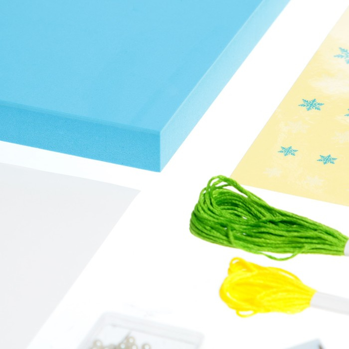 Набор для творчества &laquo;Новогодняя ёлочка&raquo;, светится в темноте, стринг-арт