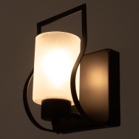 Бра 2070/1 E27 40Вт черный 13х13х22 см Бра 2070/1 E27 40Вт черный 13х13х22 см